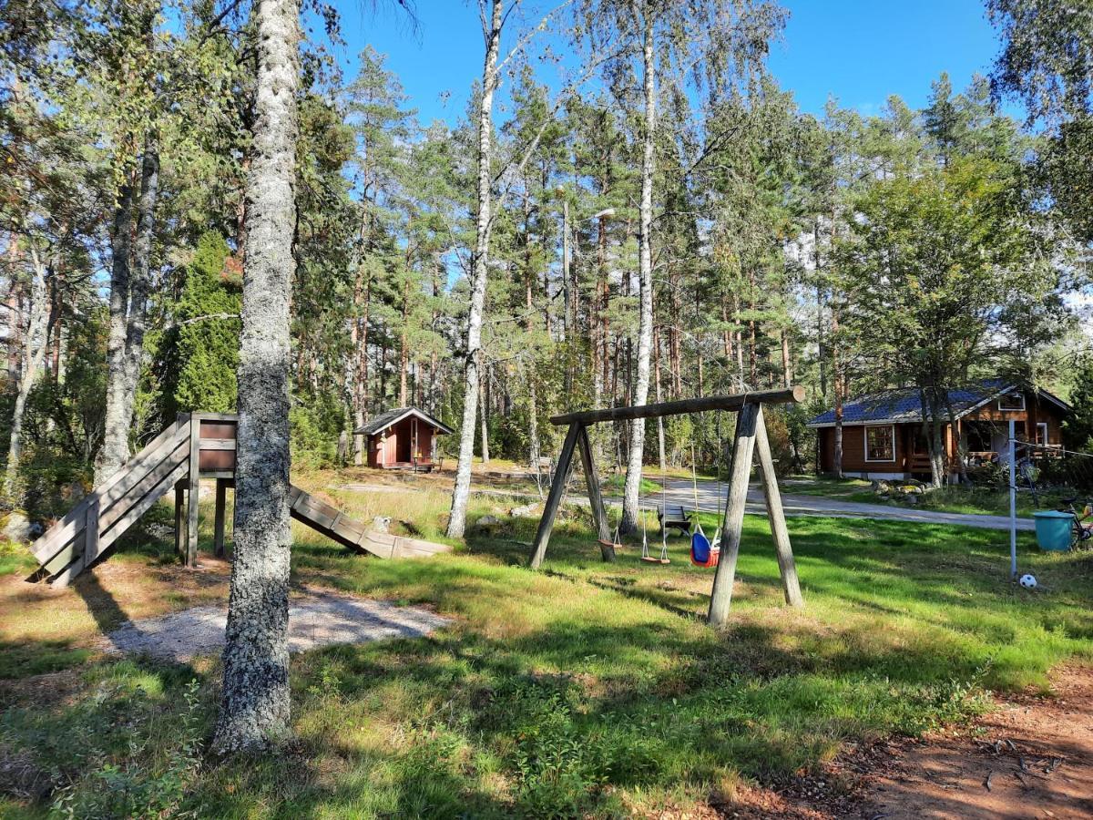 Pinetree Cottages Cozy Log Cabin Kalanti Exteriör bild